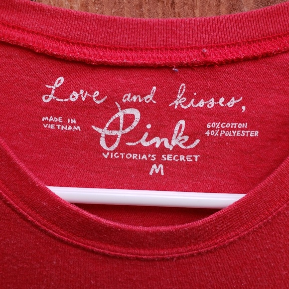 Victoria's Secret - Pink Tshirt Size Med - Picture 2 of 4